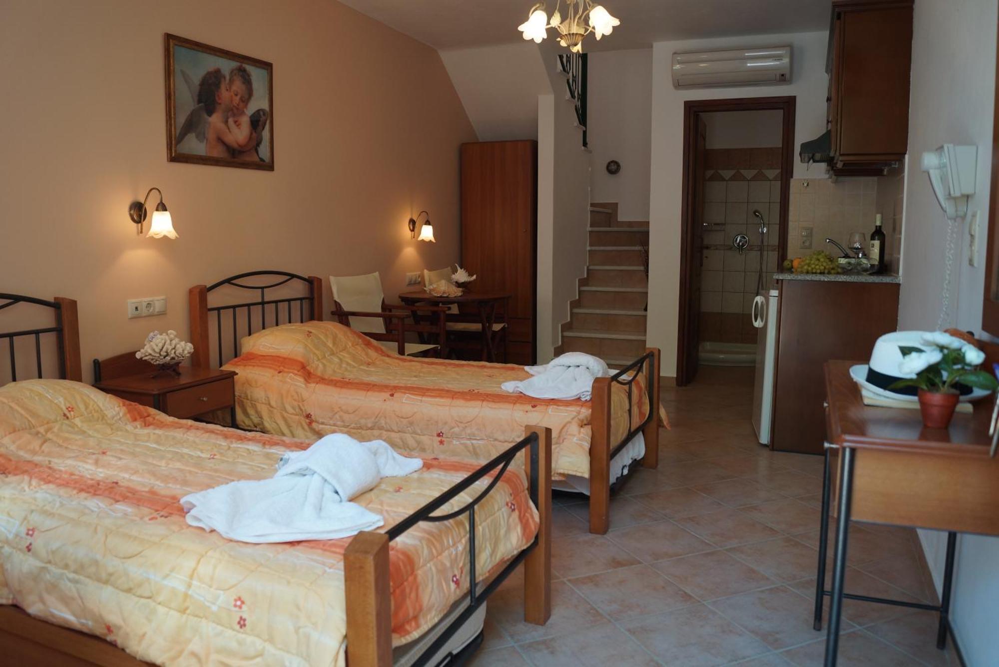 Maria'S Residence Agia Anna  Ngoại thất bức ảnh