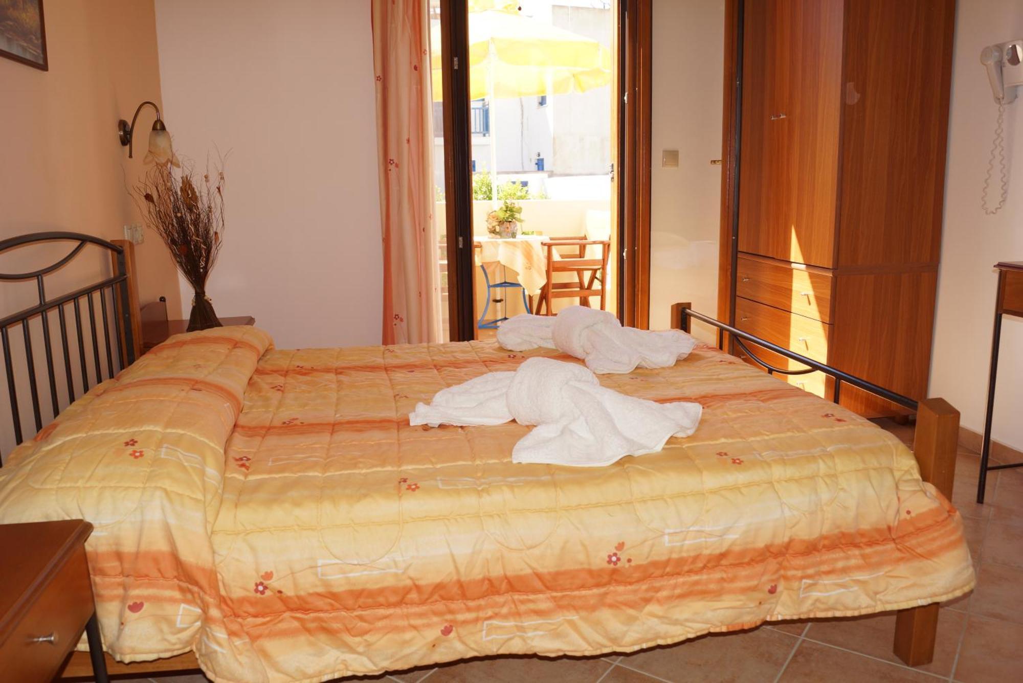 Maria'S Residence Agia Anna  Ngoại thất bức ảnh