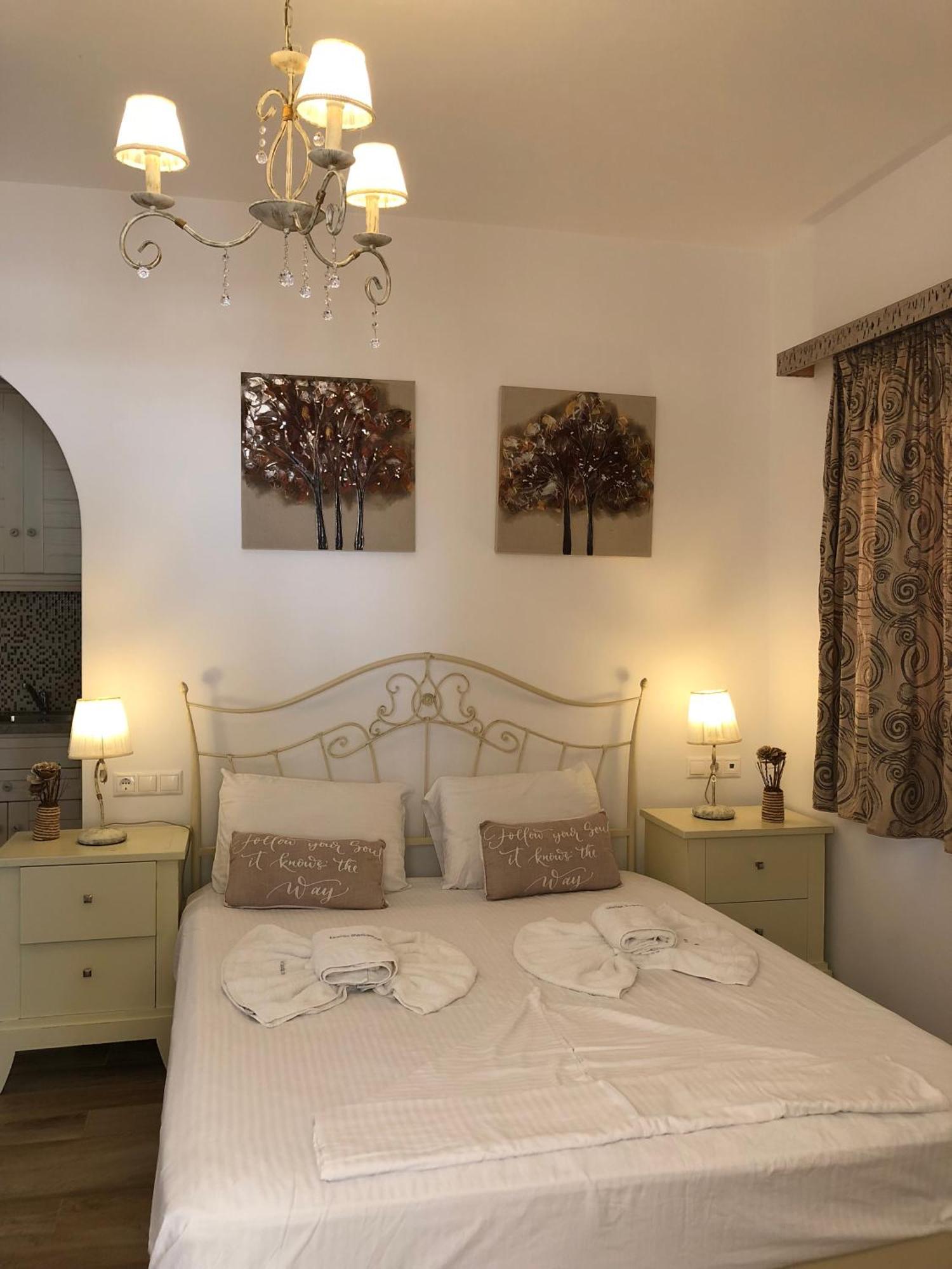 Maria'S Residence Agia Anna  Ngoại thất bức ảnh