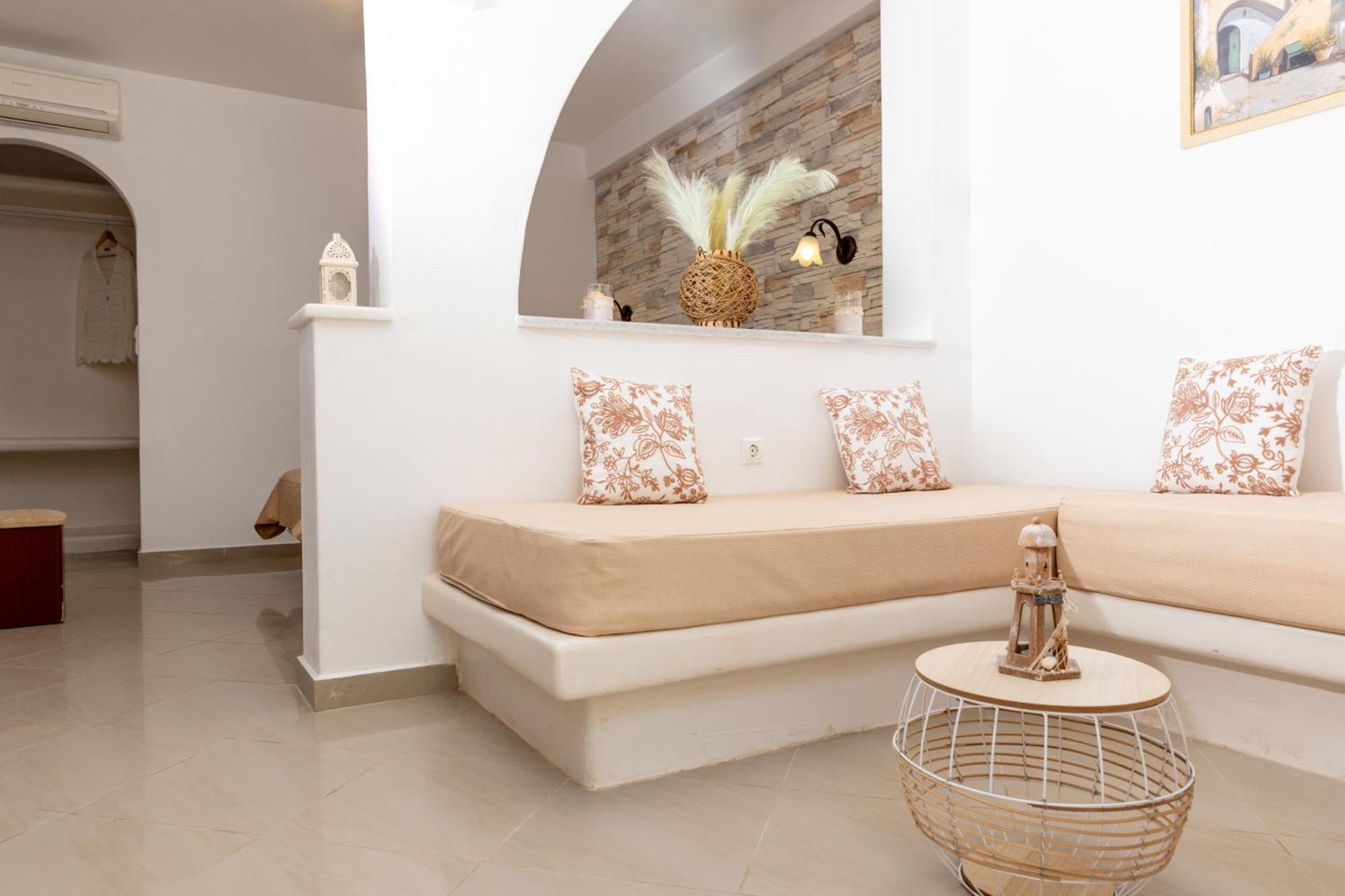 Maria'S Residence Agia Anna  Ngoại thất bức ảnh