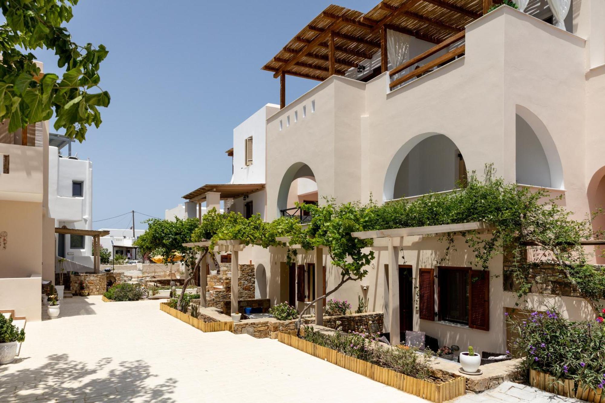 Maria'S Residence Agia Anna  Ngoại thất bức ảnh